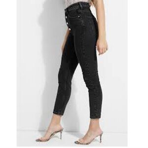 GUESS | 90s Skinny Super High Rise Jeans in Washed Black